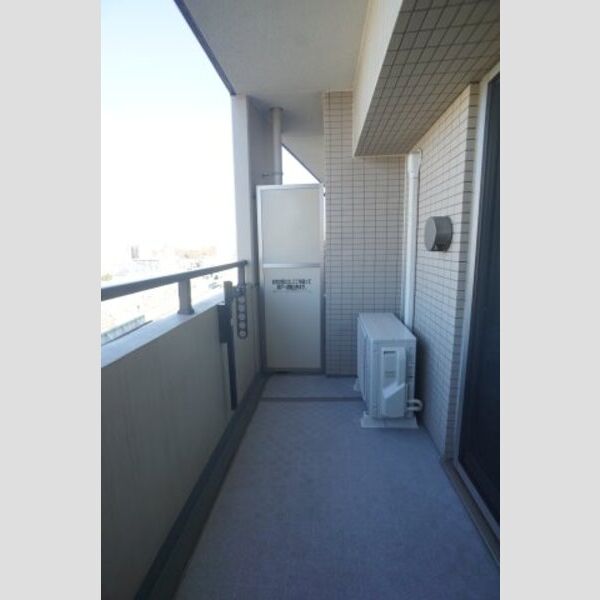 エスティメゾン亀戸808号室 奥行きのあるバルコニー♪