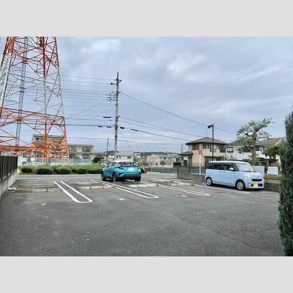 モダンコート　A 駐車場