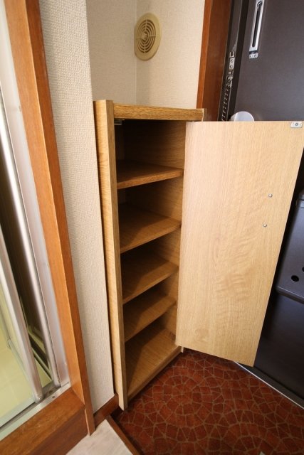 アーク境南町 靴入