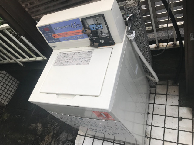 プラザドゥミハルB棟1階 共用ランドリー