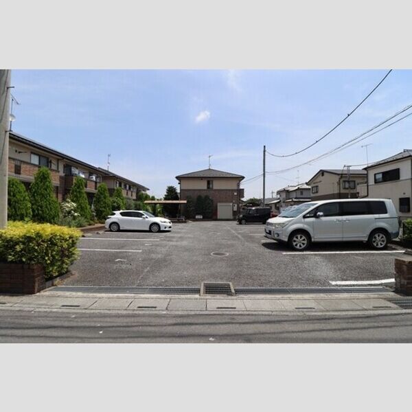 タウンスクエア　A/B/C 駐車場