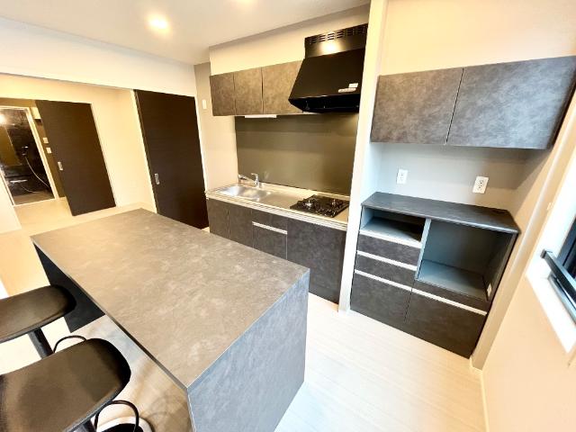 レヴメゾン神山四番館103号室 キッチン（イメージ）