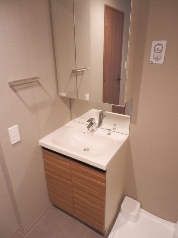 びゅうリエットグラン新宿戸山902号室 洗面