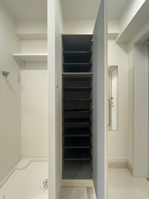 ライオンズマンション元住吉第５4階 収納