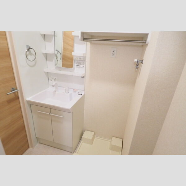 ウェルデンス戸塚　A310号室 洗面