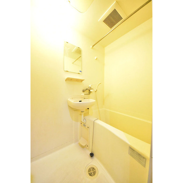 ヴェルト湯島0206号室 内観