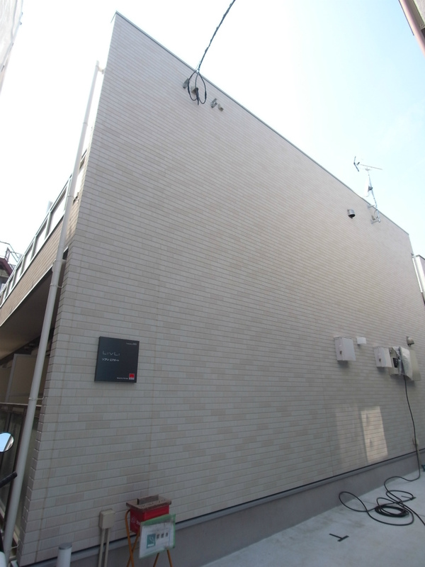 リブリ・エアポート1階 外観