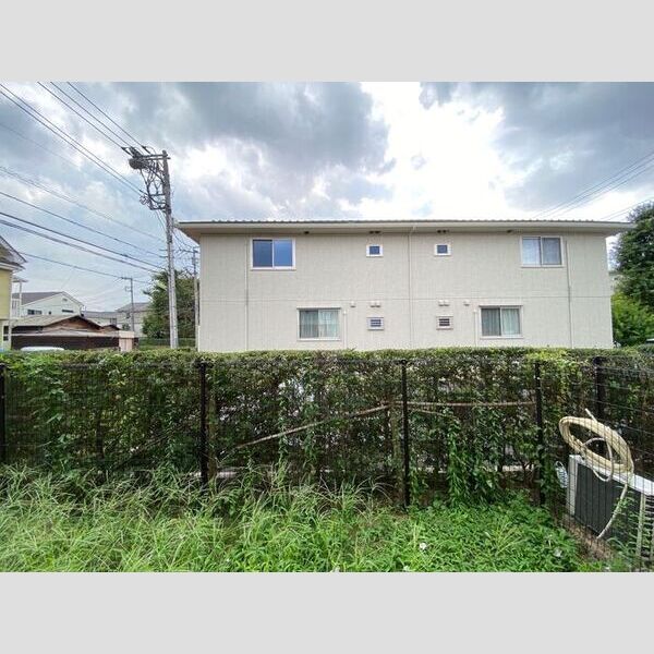 コモレビ大蔵　E102号室 B102号室　専用庭