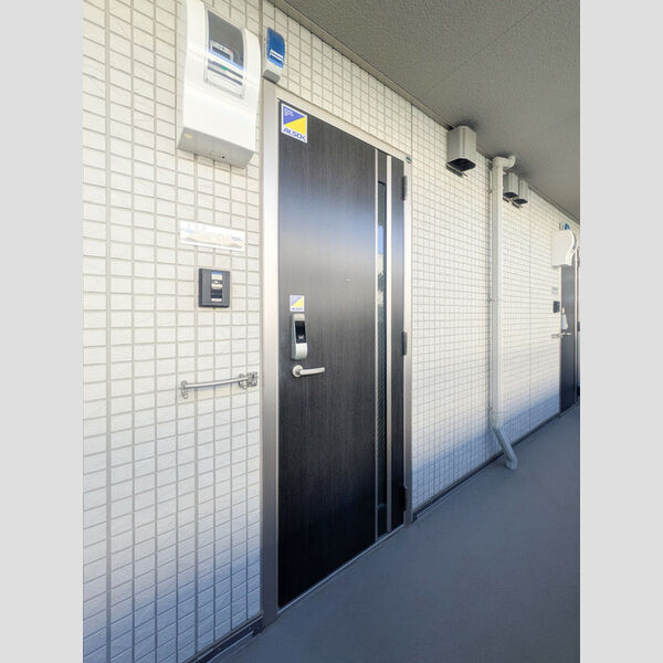 ローズ　ハーモニー 玄関