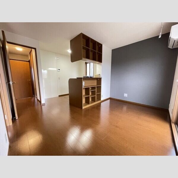 グランモア　A棟 リビング　10帖