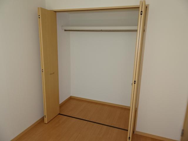 ハピネス クローゼット