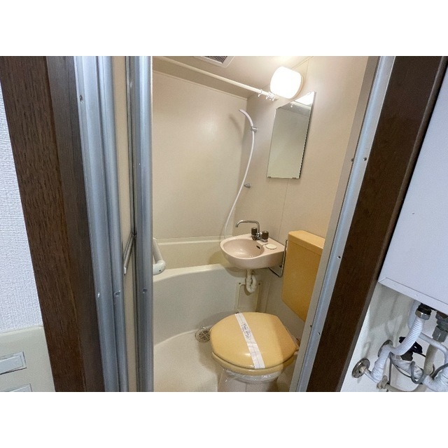 ベルゾーネ保土ヶ谷202号室 お風呂