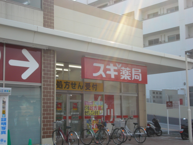 オリーブガーデン スギ薬局厚木愛甲店まで827ｍ