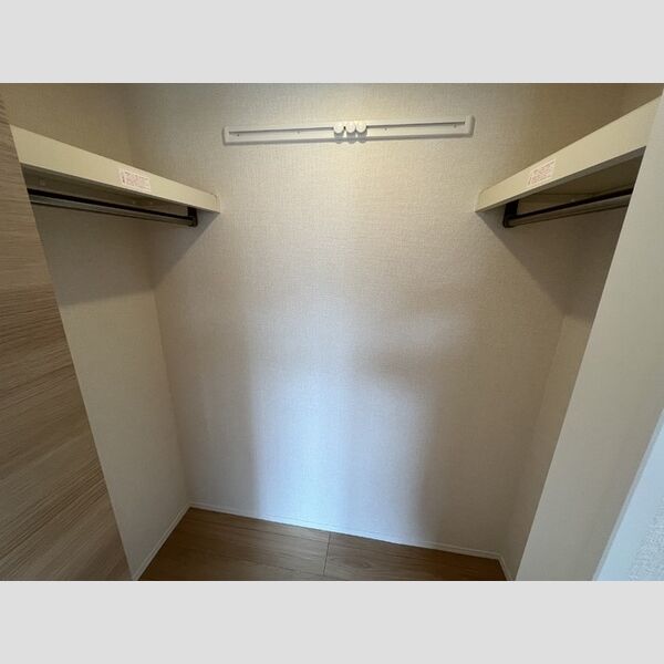 ゼルコバ　Ⅱ 収納