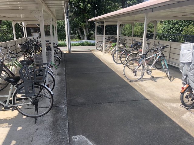 サンハイツコヤマ0204号室 自転車置場