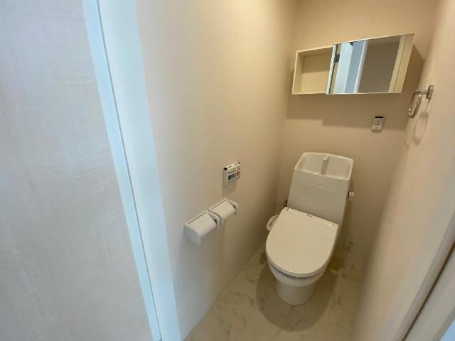 ティーズ　シャルパンティエ シャワー付トイレ