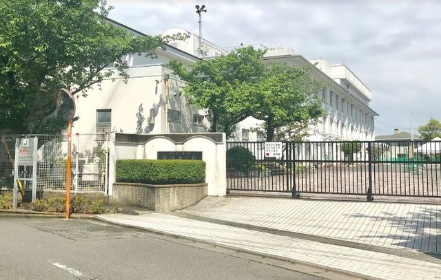 ドリームコート 【中学校】川崎市立麻生中学校まで849ｍ