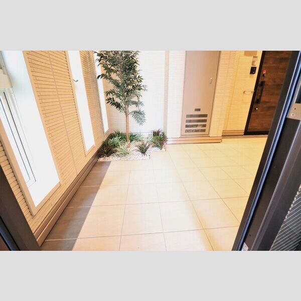 アイウェル湘南台 ロビー