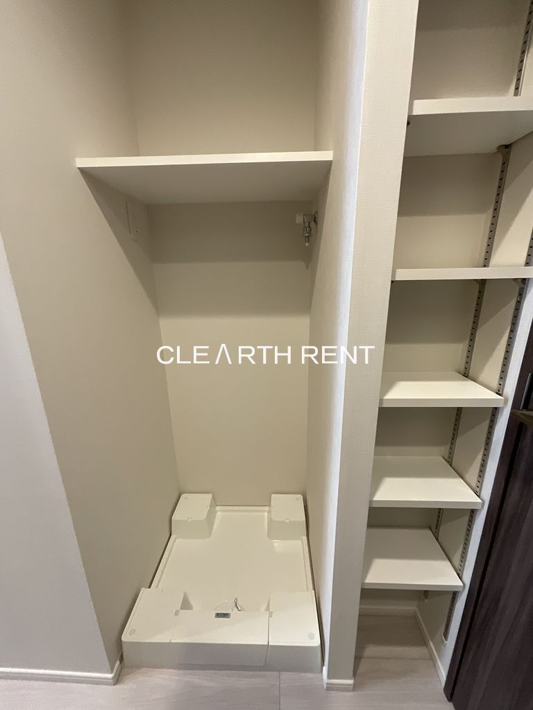 コンシェリア横濱蒔田公園 洗濯機置場