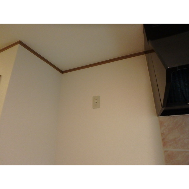 ルミエール105号室 キッチンコンセント位置