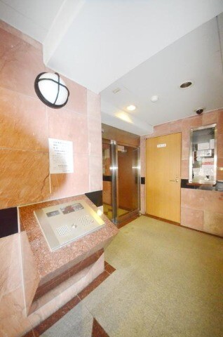 パークウェル千駄木駅前10階 エントランス