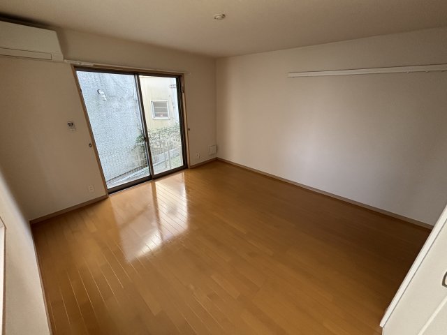 001C号室