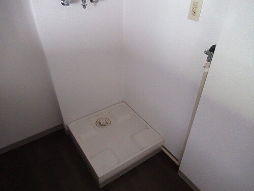 グリーンコーポ篠原第２Ｊ棟 洗濯機置き場