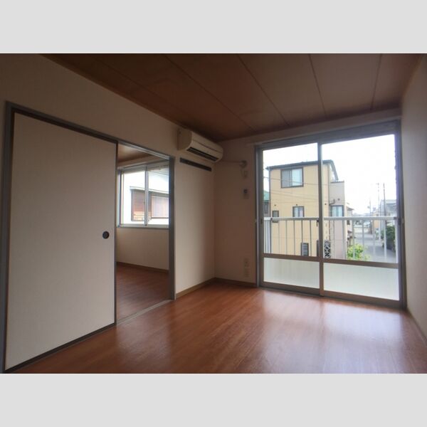 レジデンス堤 洋室6帖