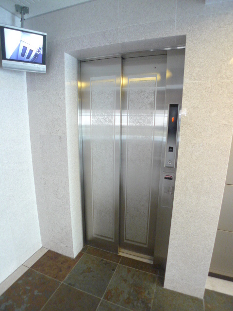 ラフィネパルク新浜0301号室 エントランス