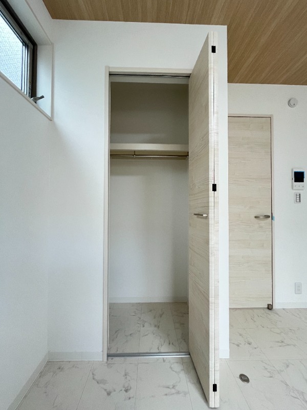 コンフォート蕨WEST2階 収納