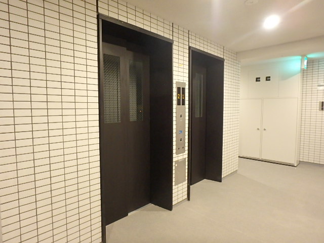 ガーラ・プレシャス練馬7階 エレベーター２基