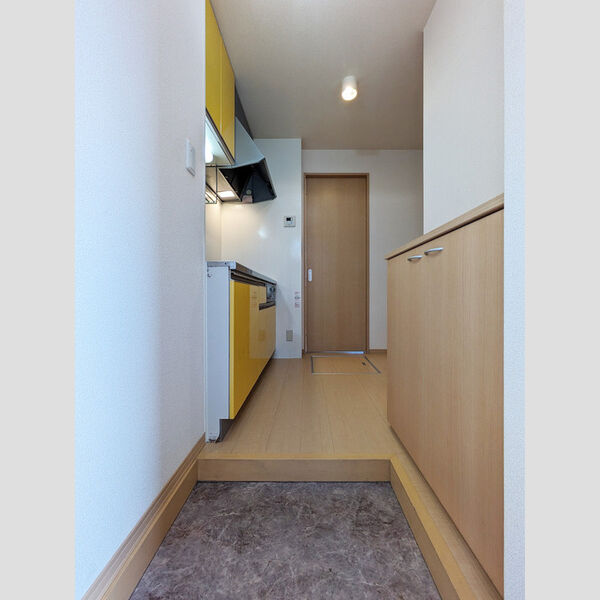 ヴェルドミール102号室 玄関