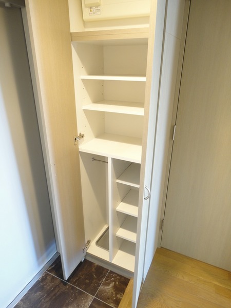 ＦＯＲＴＩＳ404号室 収納