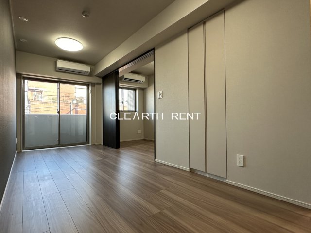 コンシェリア目黒本町 ＴＨＥ ＲＥＳＩＤＥＮＣＥ4階 10.8帖のLD/一人でも二人でもちょうどいいサイズ