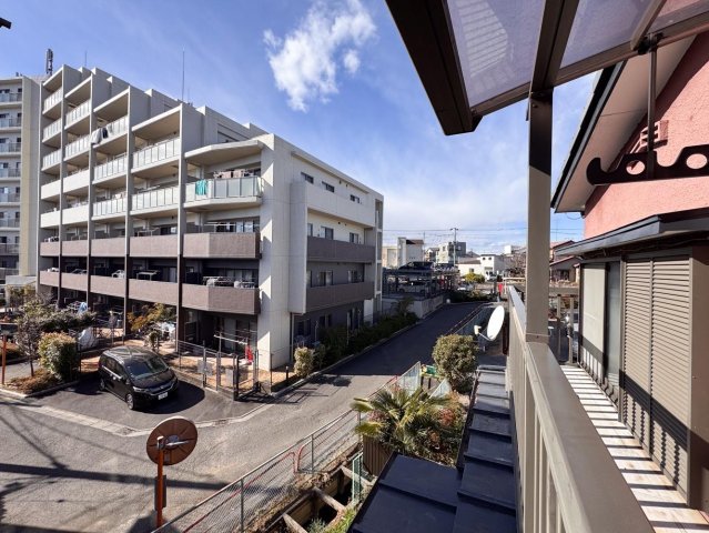 デザイナーズリノベ戸建て 空が広く見えます