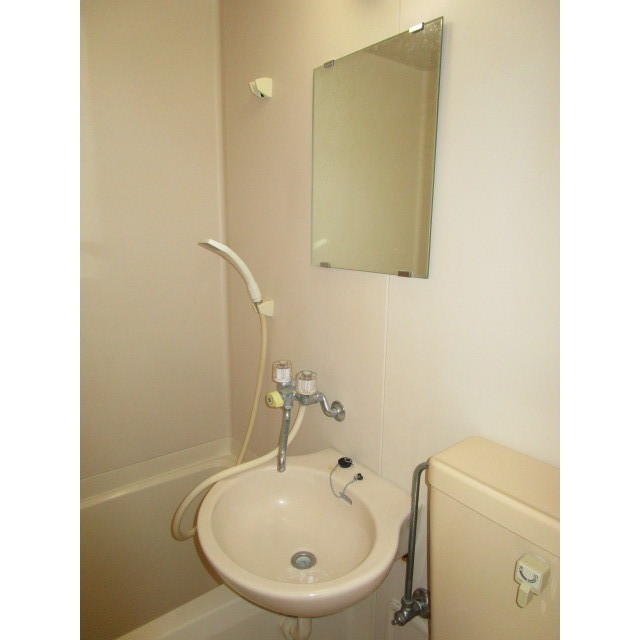 星川アイランド101号室 内観