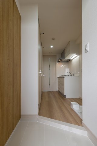 クオリタス綾瀬 玄関