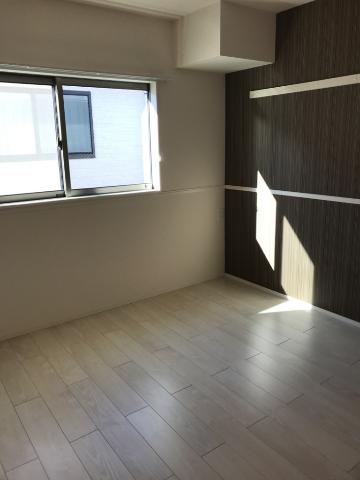 サンフォレスタ 洋室