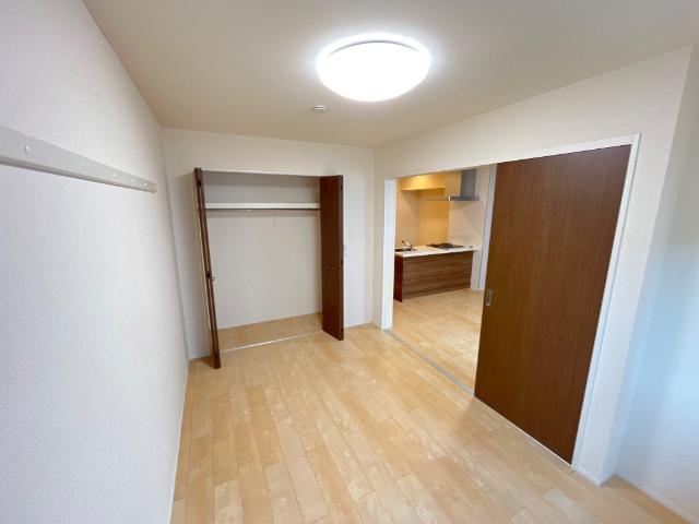 ルミナス　ケイポート201号室 洋室