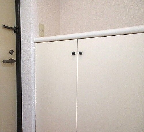 ライオンズマンション川崎貝塚第２ 下足入