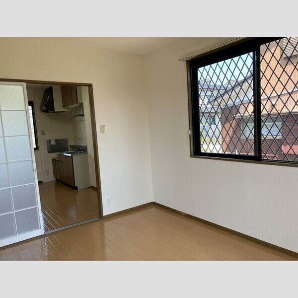 グランシャリオ101号室 洋室(別角度)