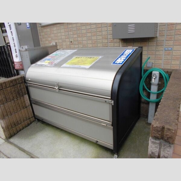 アーバン レクサス ごみ置き場