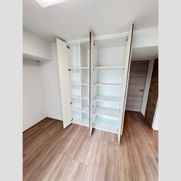 リーラ品川戸越0403号室 収納