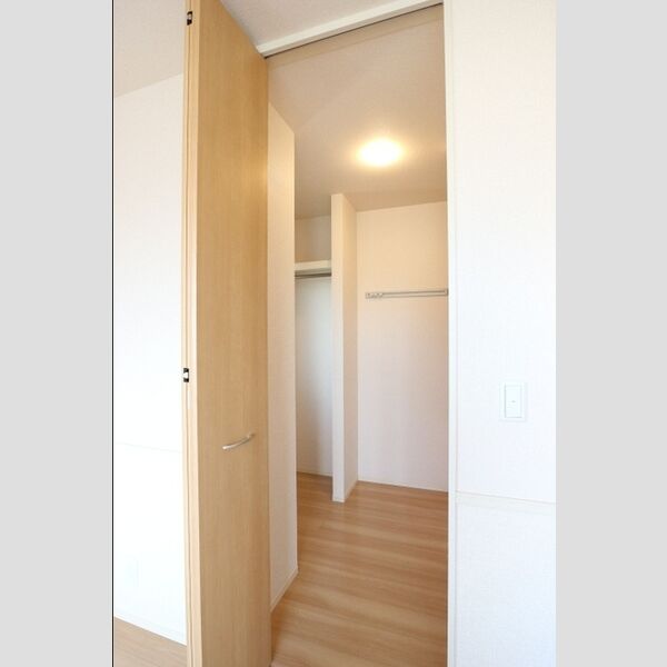 MAISON　REVE202号室 同建物別部屋の参考画像