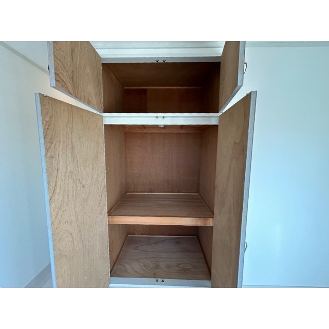 只見ハイツ303号室 内観