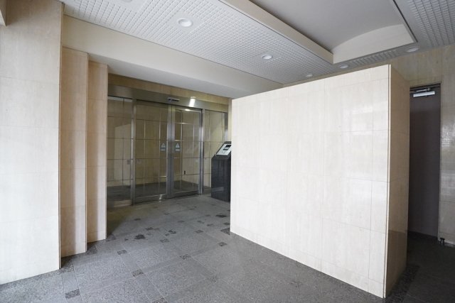 インペリアル三鷹シティ3階 エントランス