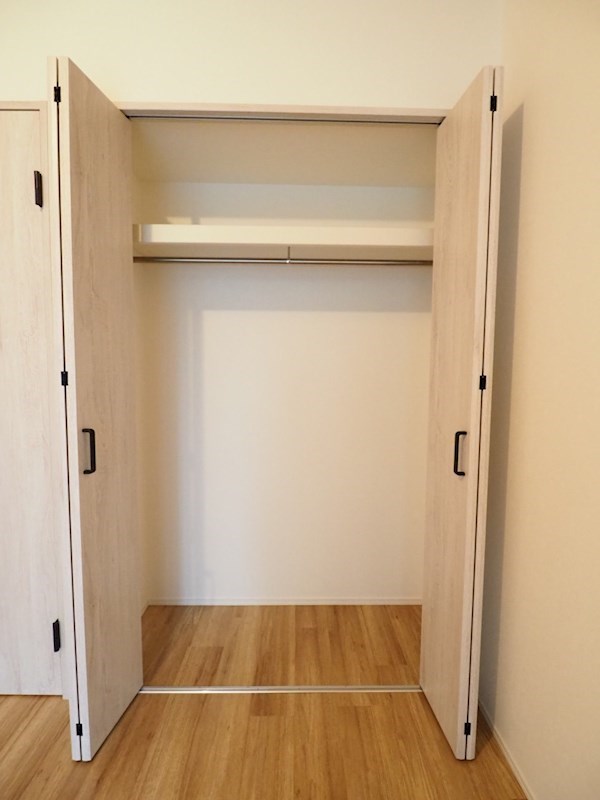 レジディア中目黒Ⅱ3階 収納