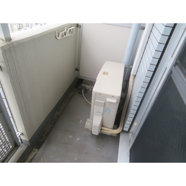 エレガンス綾瀬６0807号室 バルコニー