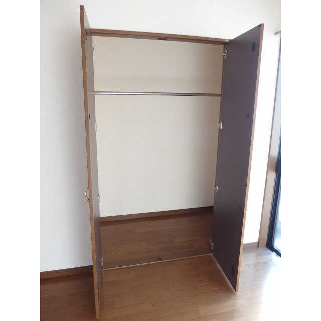 プレジール I 内観