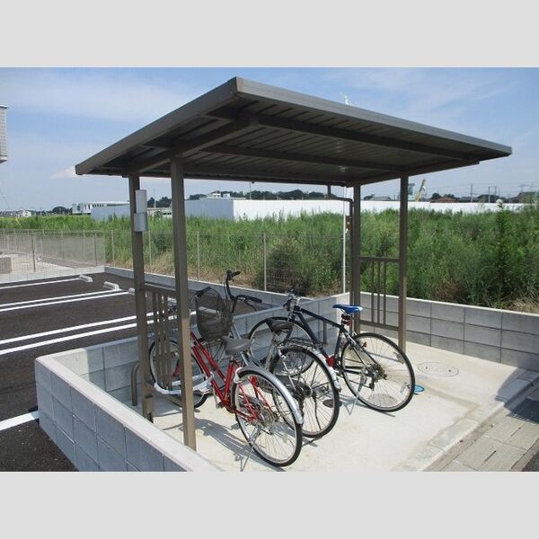 とまり木 駐輪場